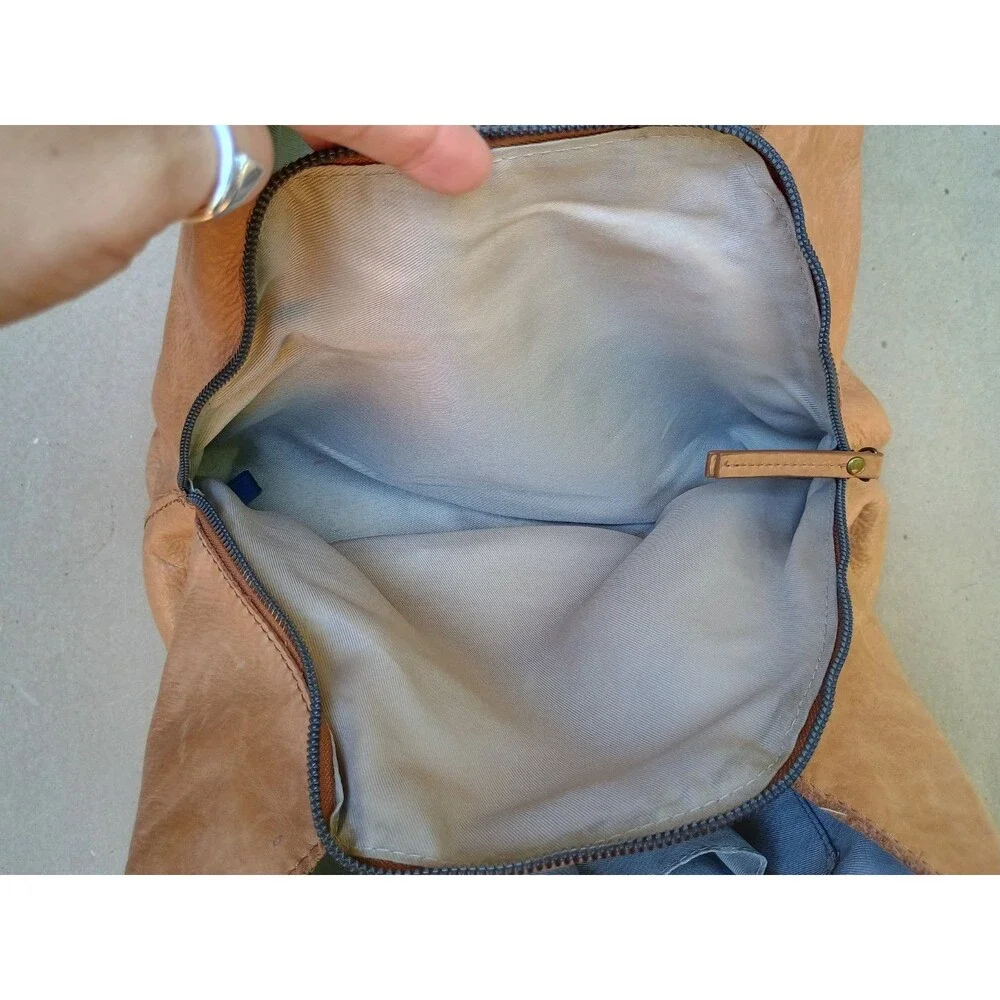 Vintage American Leather Co. Buttery Soft Leather Hobo Bag Light Brown Shoulder